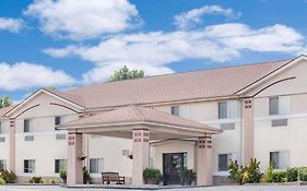 Super 8 By Wyndham Central City